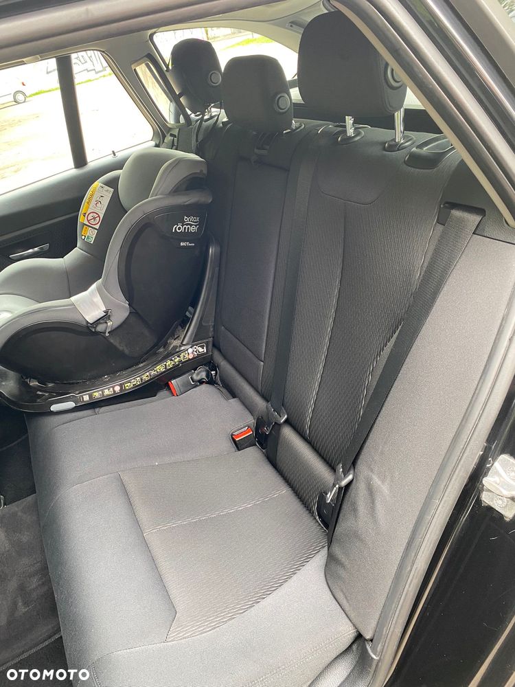 BMW Seria 3 320d - 11