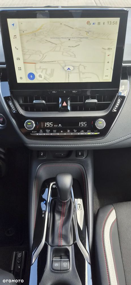 Toyota Corolla 1.8 Hybrid GR Sport Dynamic - 10