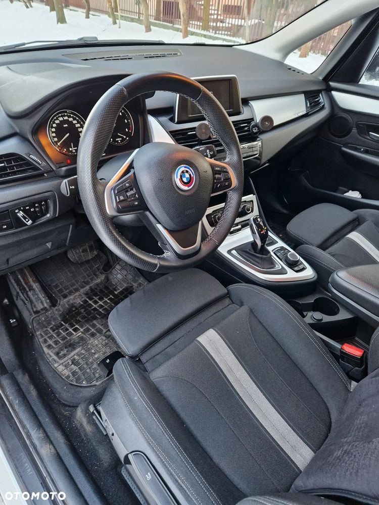 BMW Seria 2 218d Advantage - 10
