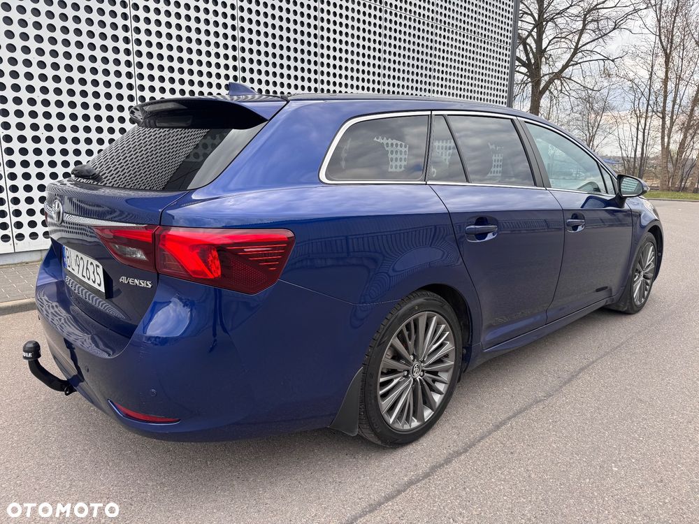Toyota Avensis 2.0 Premium MS - 8