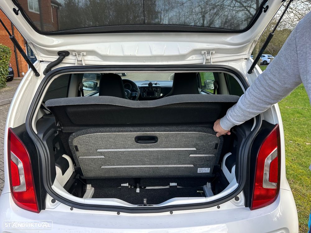 VW Up! BlueMotion high - 16