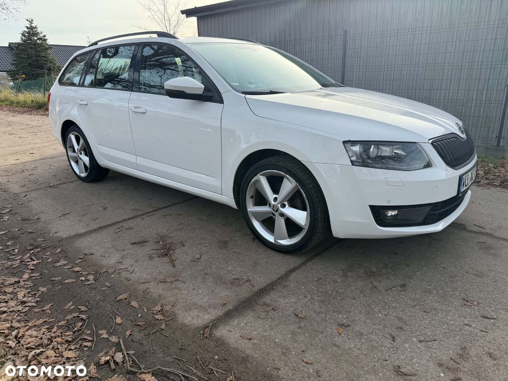 Skoda Octavia 2.0 TDI Style DSG - 3
