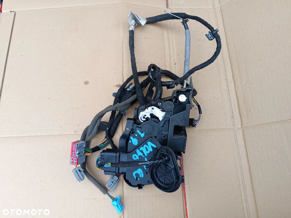 Volvo V70 XC60 LIFT  2015 Tył strona prawa Zamek drzwi tylnych - 3