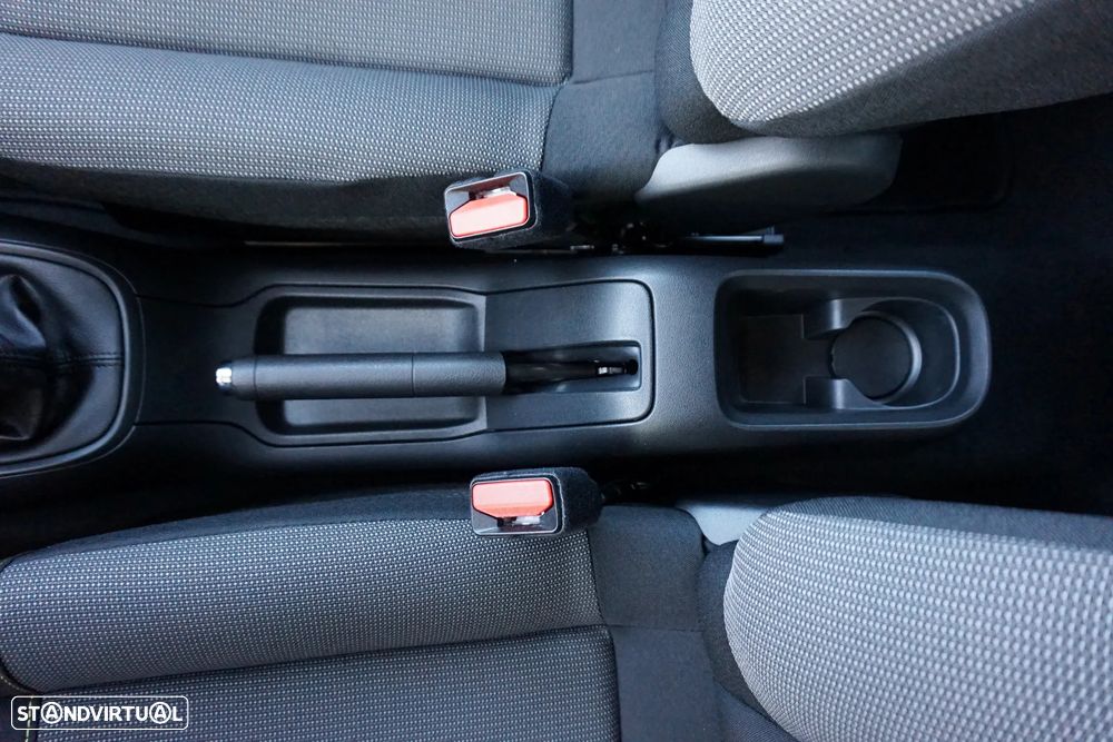 Citroën C3 1.2 PureTech Feel - 32
