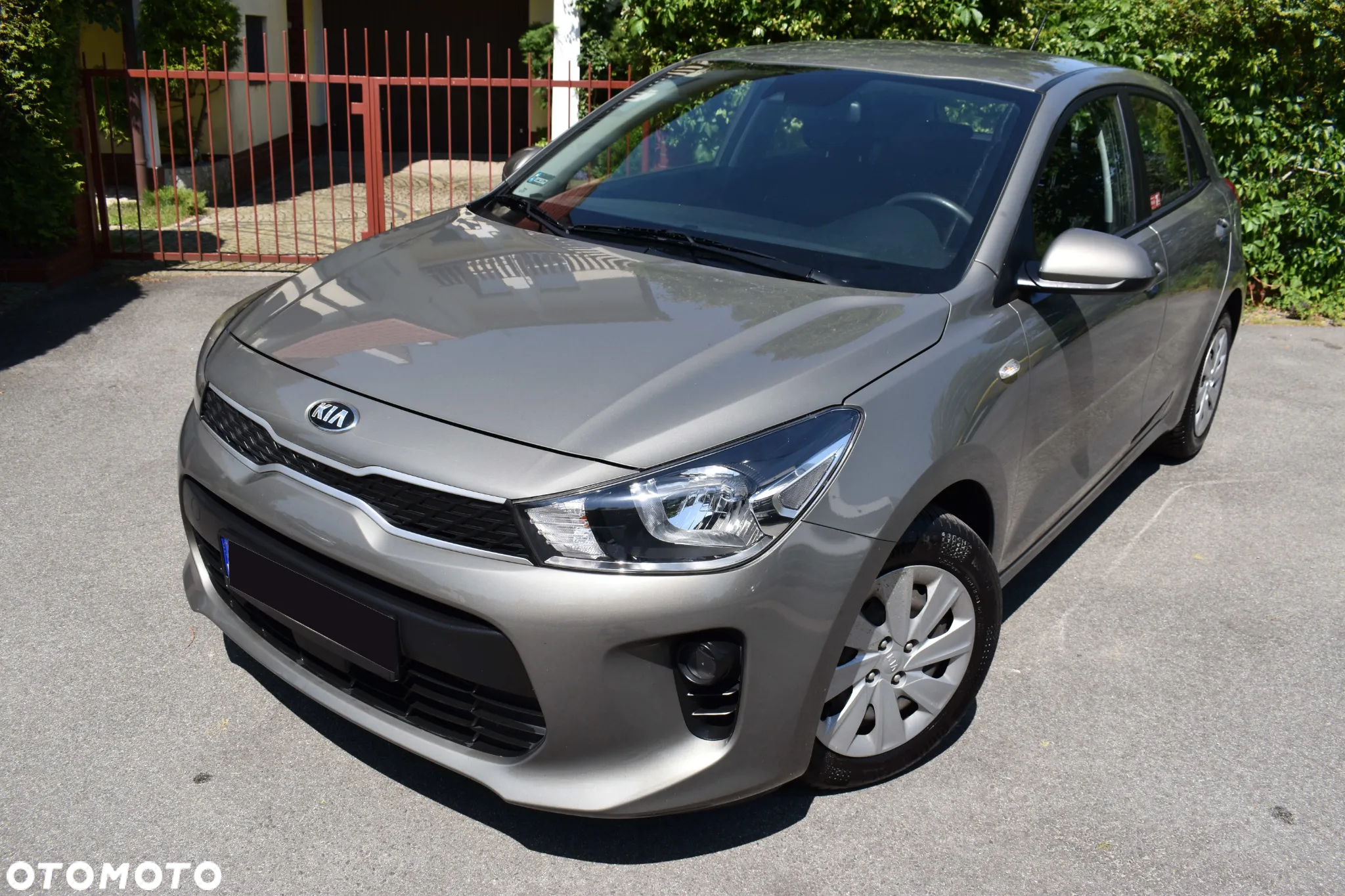 Kia Rio 1.2 L - 27