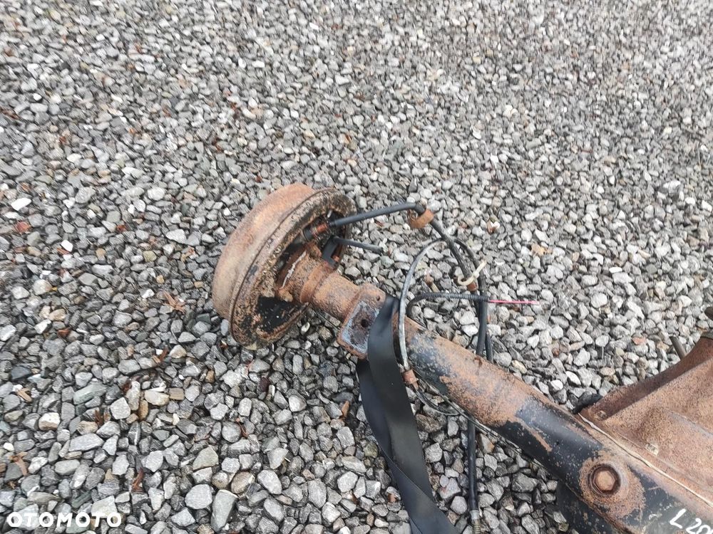 BELKA OŚ OŚKA TYŁ TYLNA MOST KOMPLETNA MITSUBISHI L200 III 2.5 DIESEL 01-06 - 3