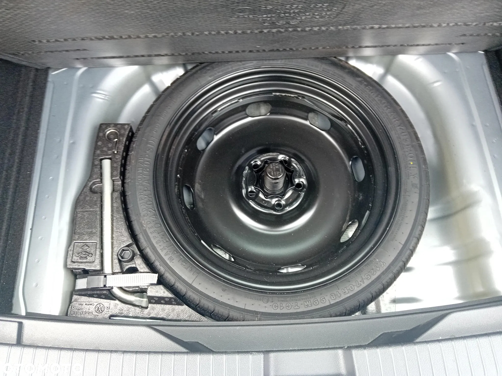 Volkswagen T-Roc 1.5 TSI Style DSG - 24