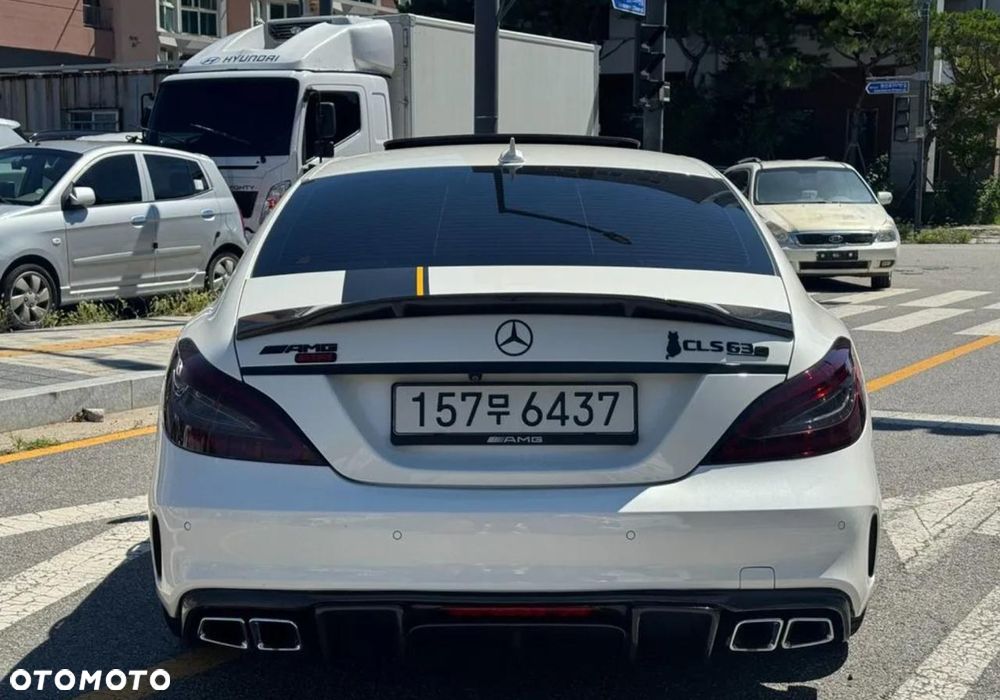 Mercedes-Benz CLS 63 AMG 4Matic AMG SPEEDSHIFT MCT - 4