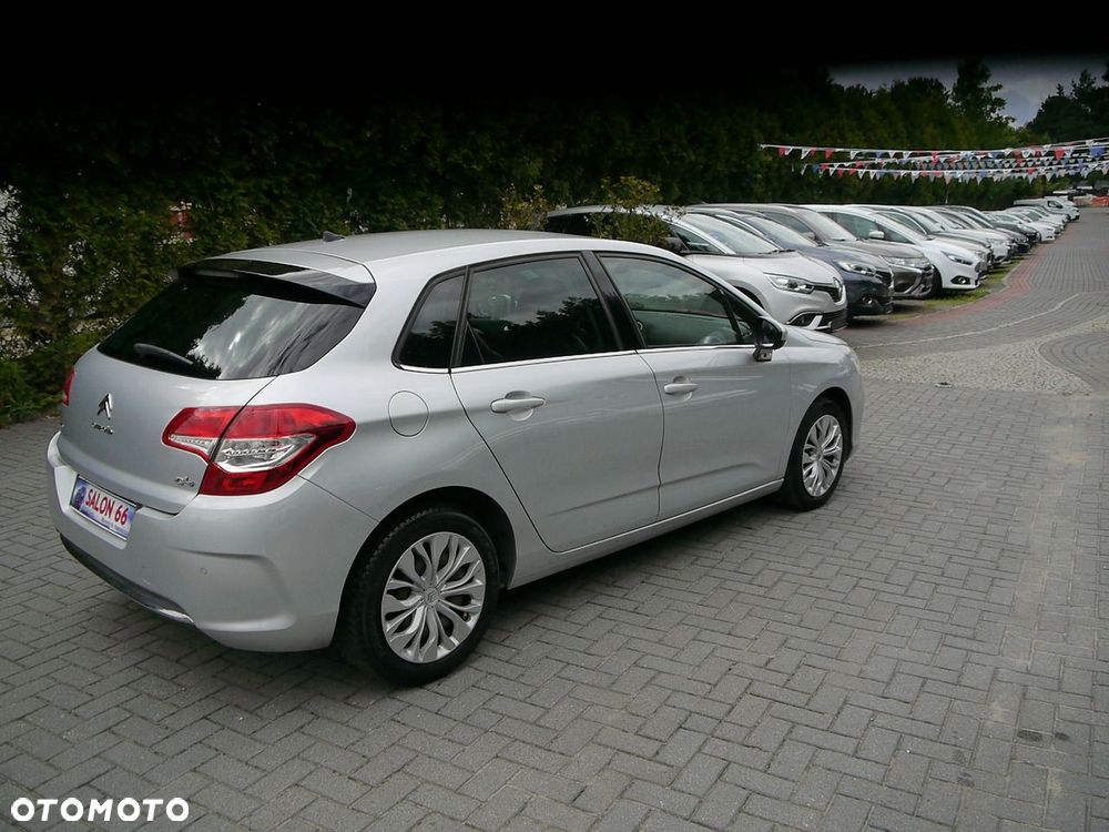 Citroën C4 e-HDi 110 Selection - 13