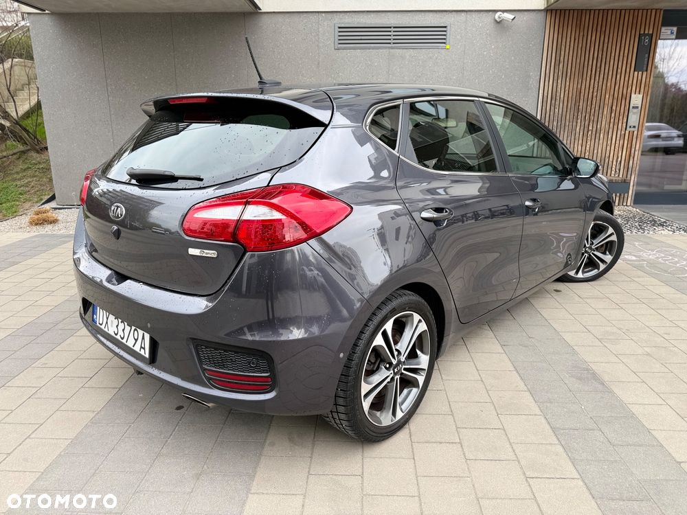 Kia Ceed - 25