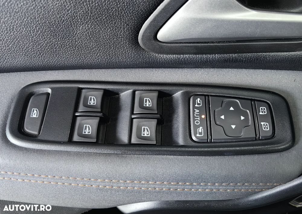 Dacia Duster TCe 150 EDC Extreme - 12