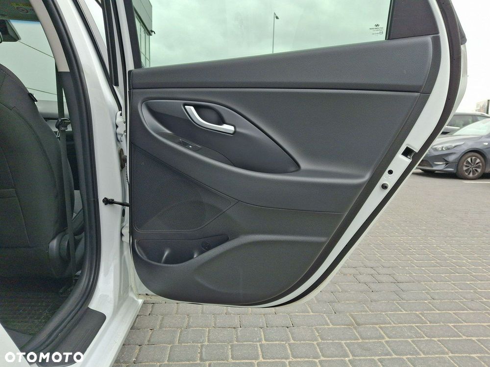 Hyundai i30 1.5 DPI Comfort - 14