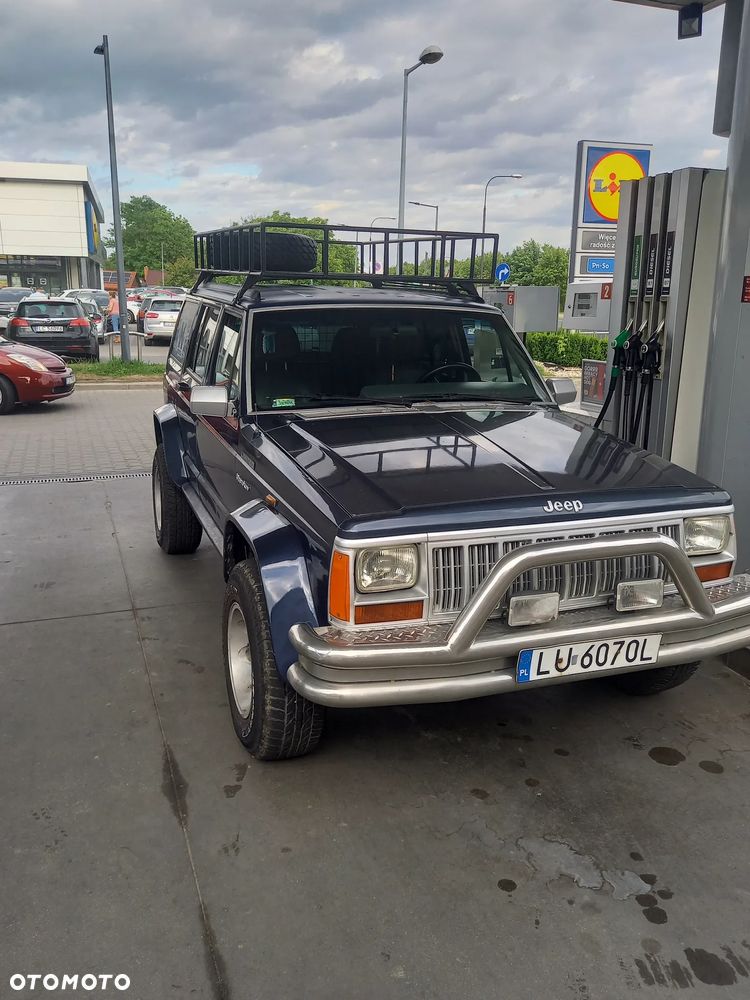 Jeep Cherokee 4.0 Limited - 1
