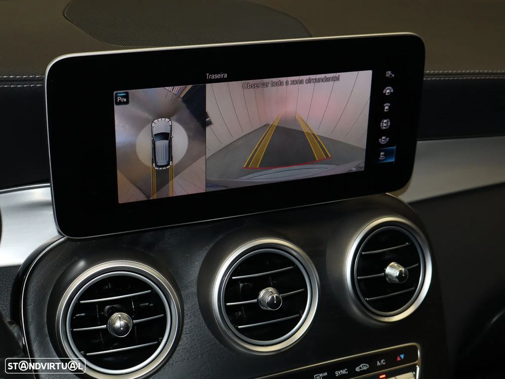 Mercedes-Benz GLC 300 d 4Matic 9G-TRONIC AMG Line - 27