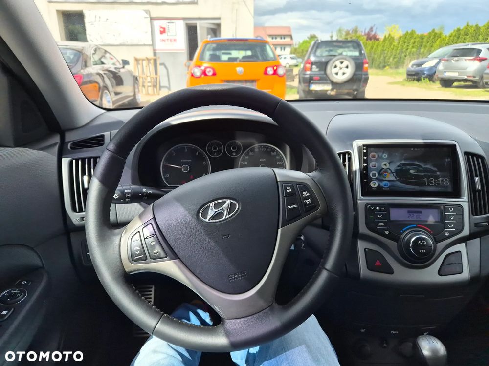 Hyundai i30 i30cw 2.0 CRDi Sport - 13