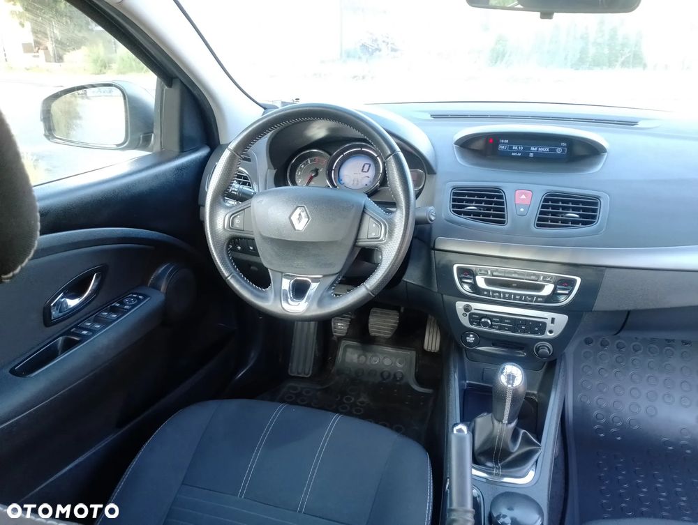 Renault Fluence 1.6 16V Limited - 21