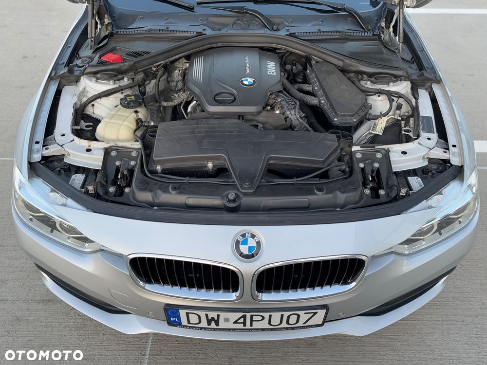 BMW Seria 3 - 18