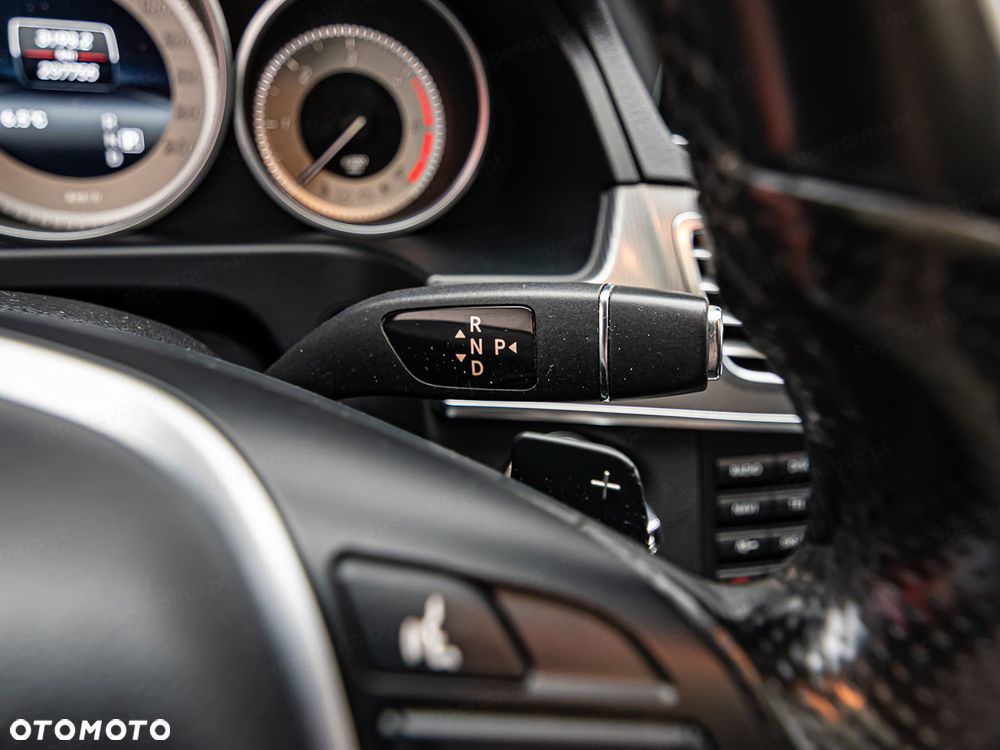 Mercedes-Benz Klasa E - 18