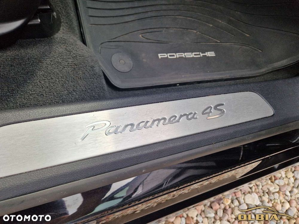 Porsche Panamera - 27