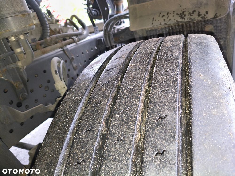 Mercedes-Benz Actros - 19