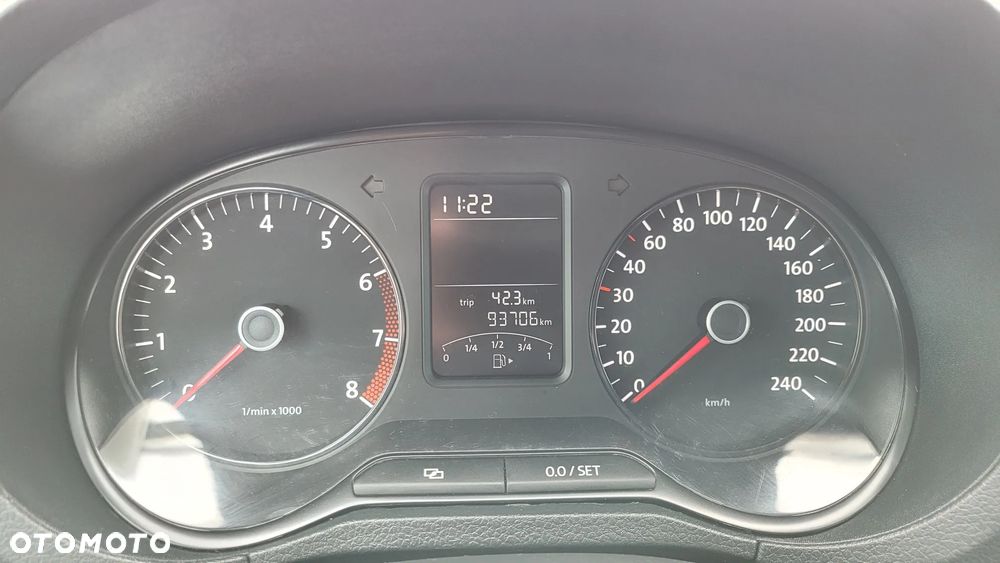 Volkswagen Polo - 27