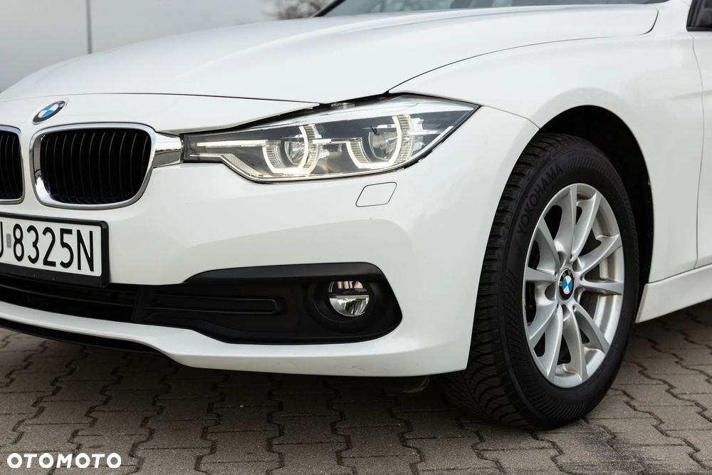 BMW Seria 3 320d Advantage - 9