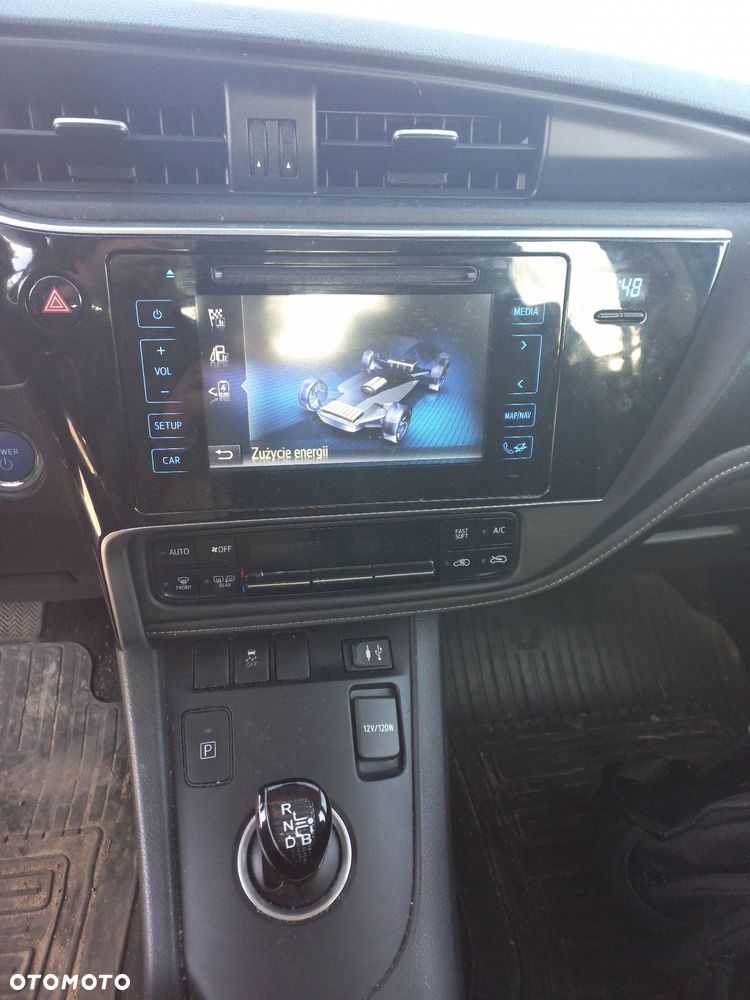 Toyota Auris Hybrid 135 Active - 11