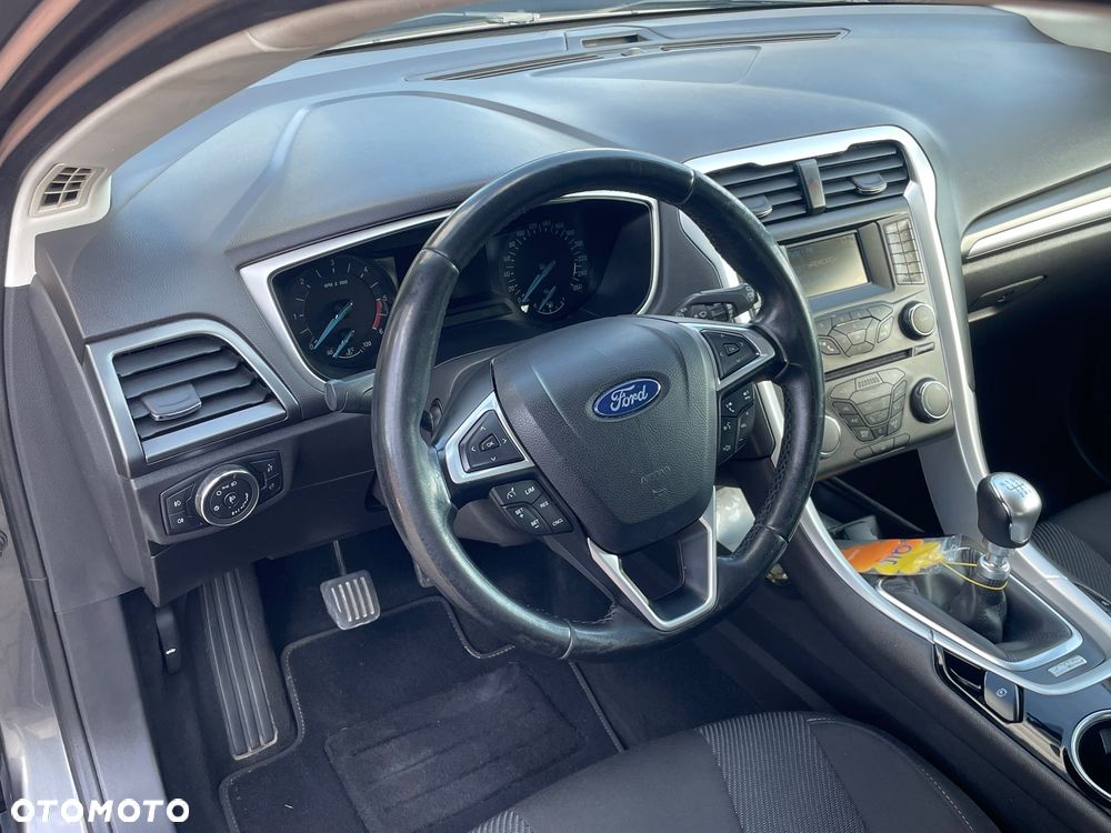 Ford Mondeo - 19