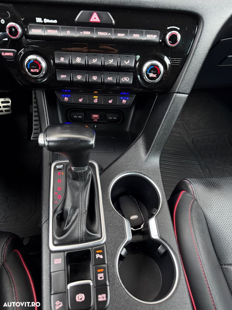 Kia Sportage 1.6 CRDI AWD Eco-Dynamics+ (48V M-H) DCT GT LINE - 34