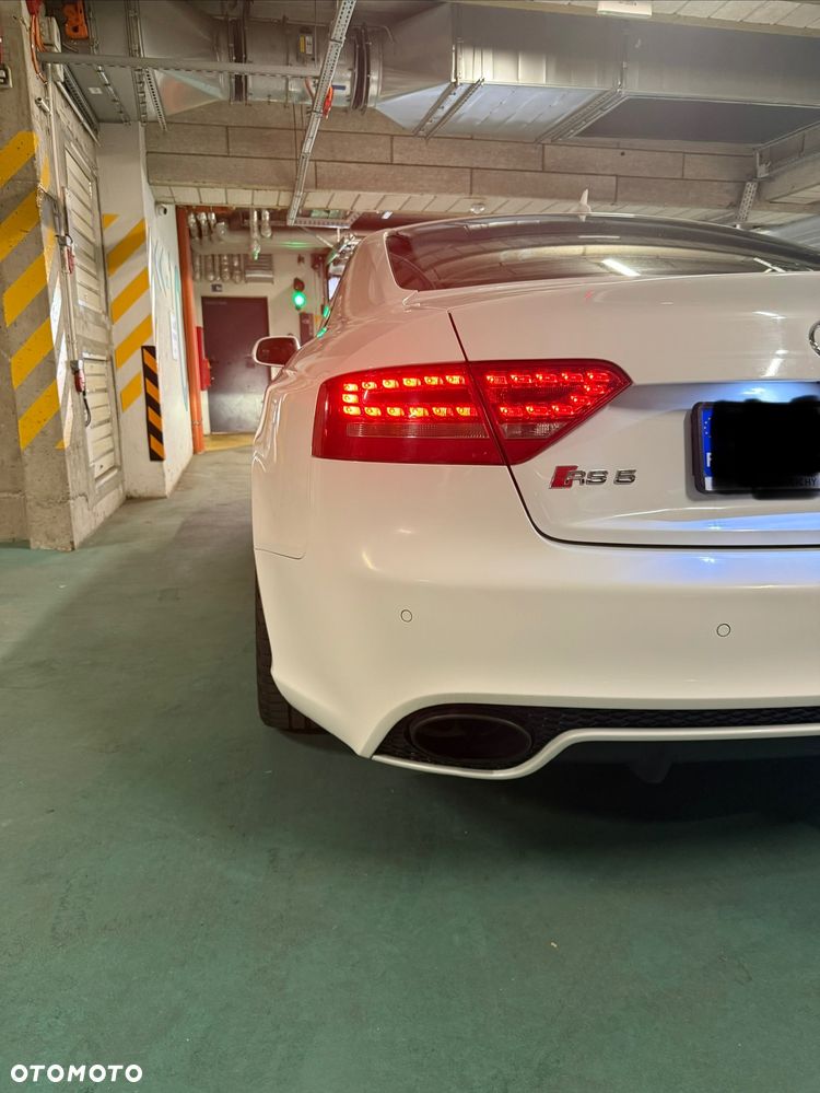 Audi RS5 Coupé Standard - 11