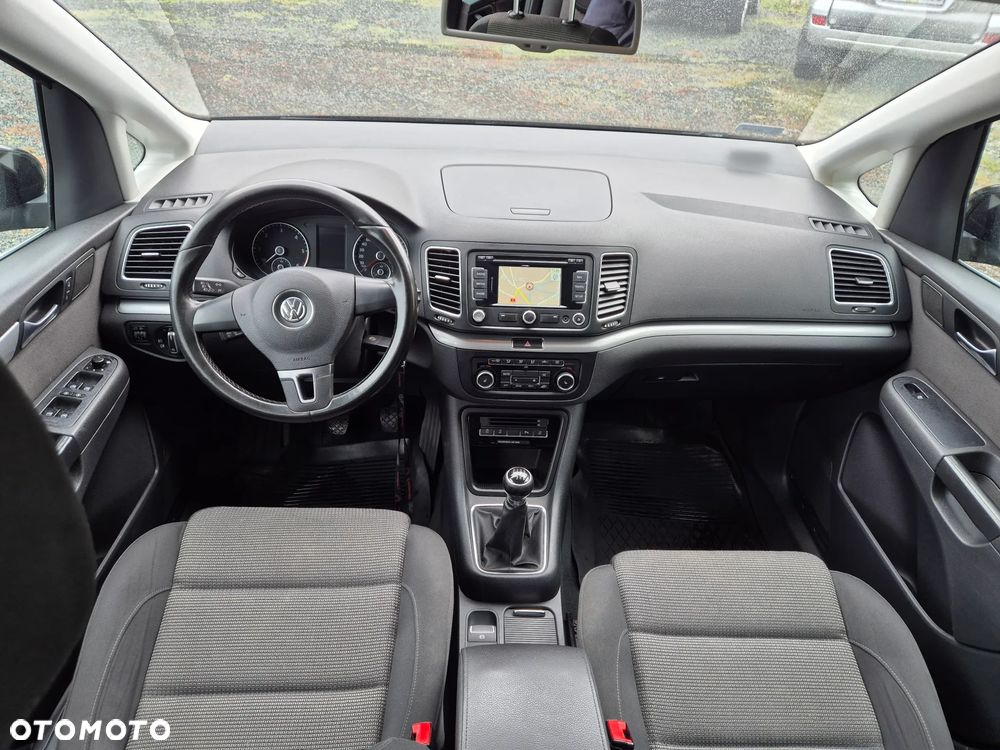 Volkswagen Sharan 2.0 TDI DPF BlueMotion Comfortline - 33