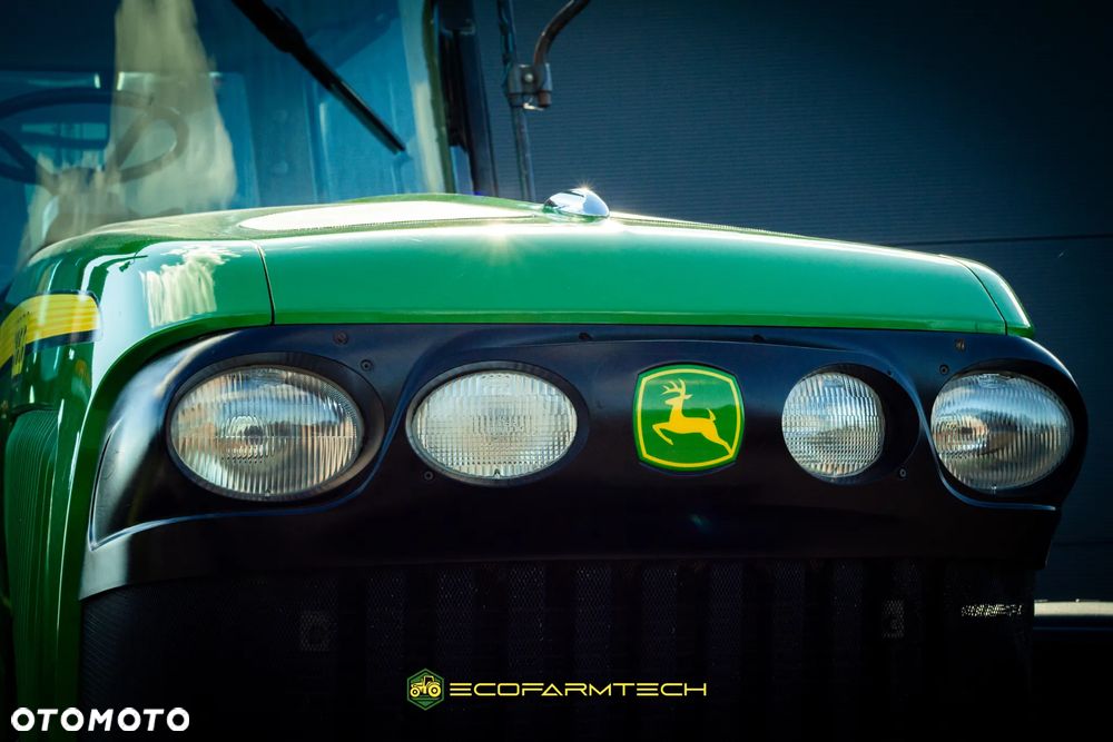John Deere 8220 - 8