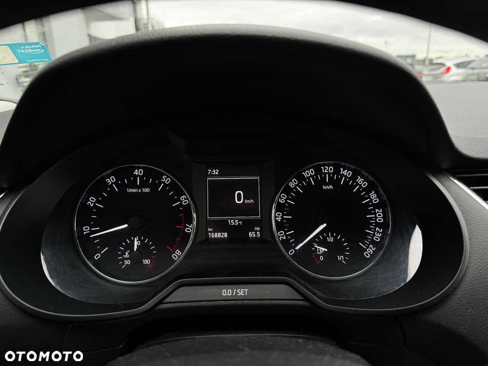 Skoda Octavia 1.4 TSI Ambition - 16