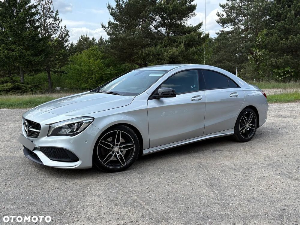 Mercedes-Benz CLA 220 4-Matic AMG Line - 1