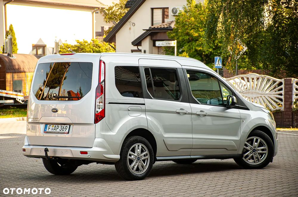 Ford Tourneo Connect 1.5 TDCi Start-Stop Titanium - 31
