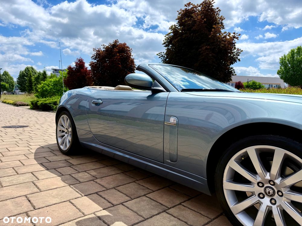 Jaguar XK - 30