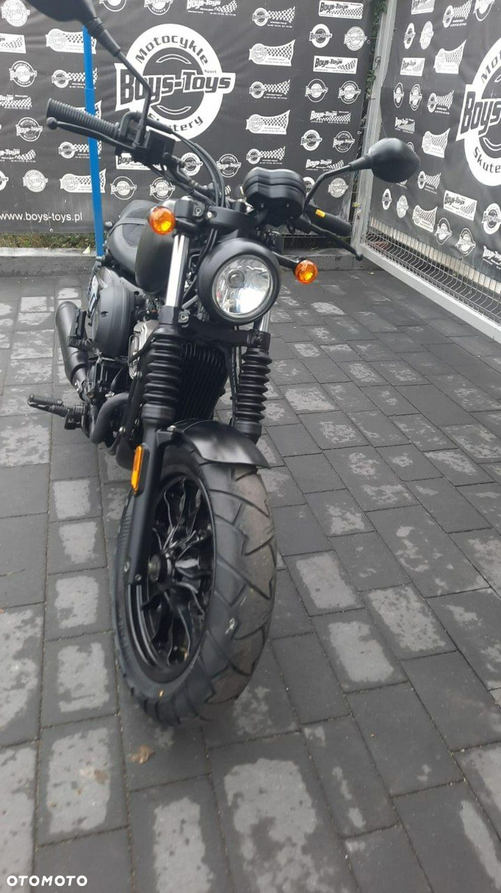 Hyosung GV - 8