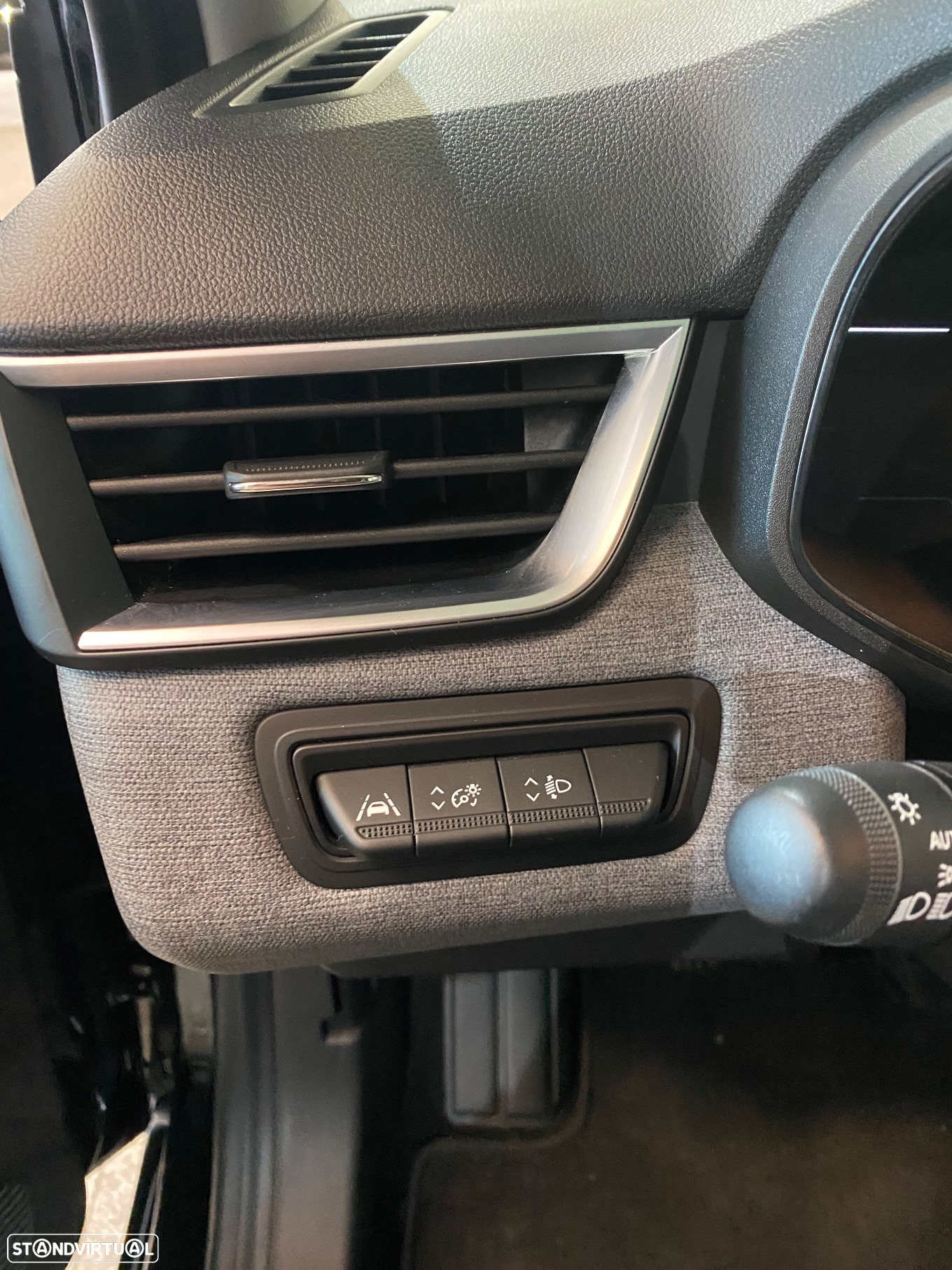 Renault Clio 1.0 TCe Techno - 10
