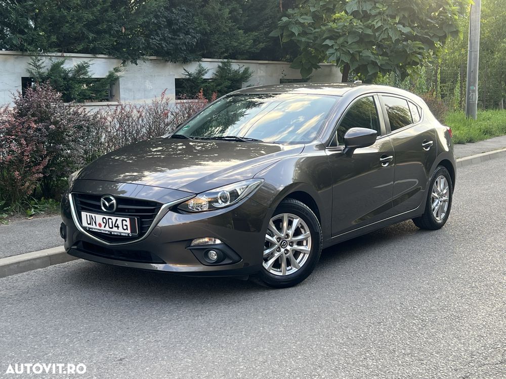 Mazda 3 G120 Attraction - 1