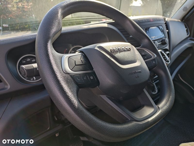 Iveco 70C18A8 - 7