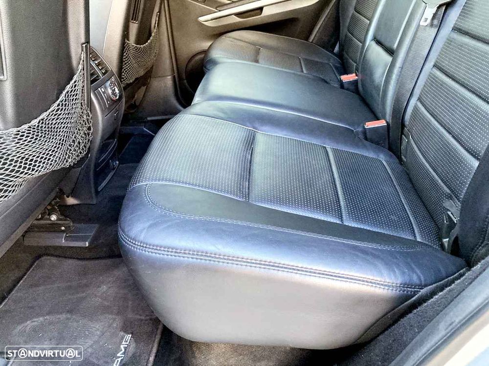 Mercedes-Benz ML 63 AMG - 25