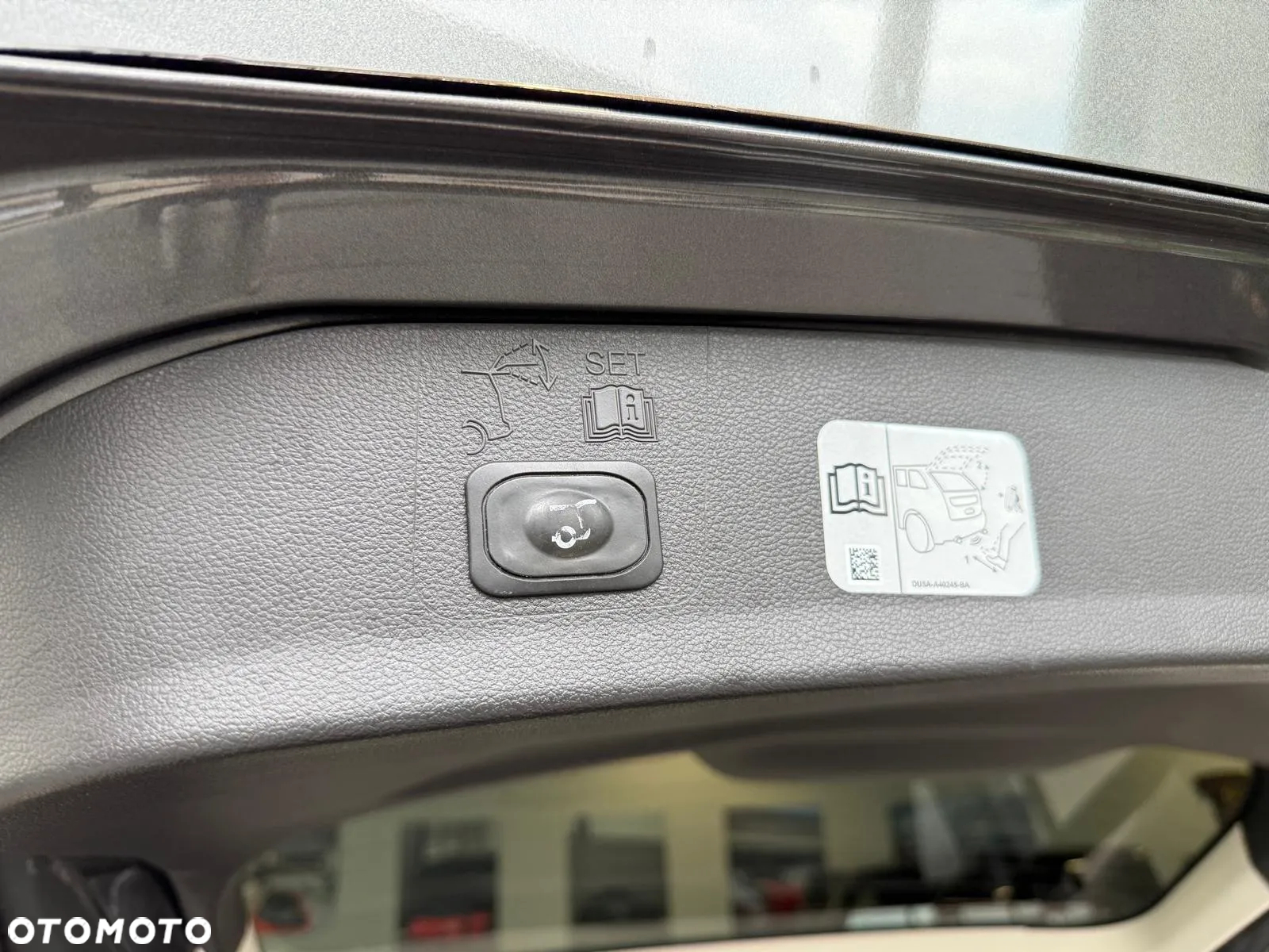 Ford Kuga 1.5 EcoBoost 2x4 SYNC - 17