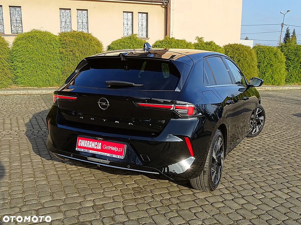 Opel Astra 1.2 Turbo GS - 17