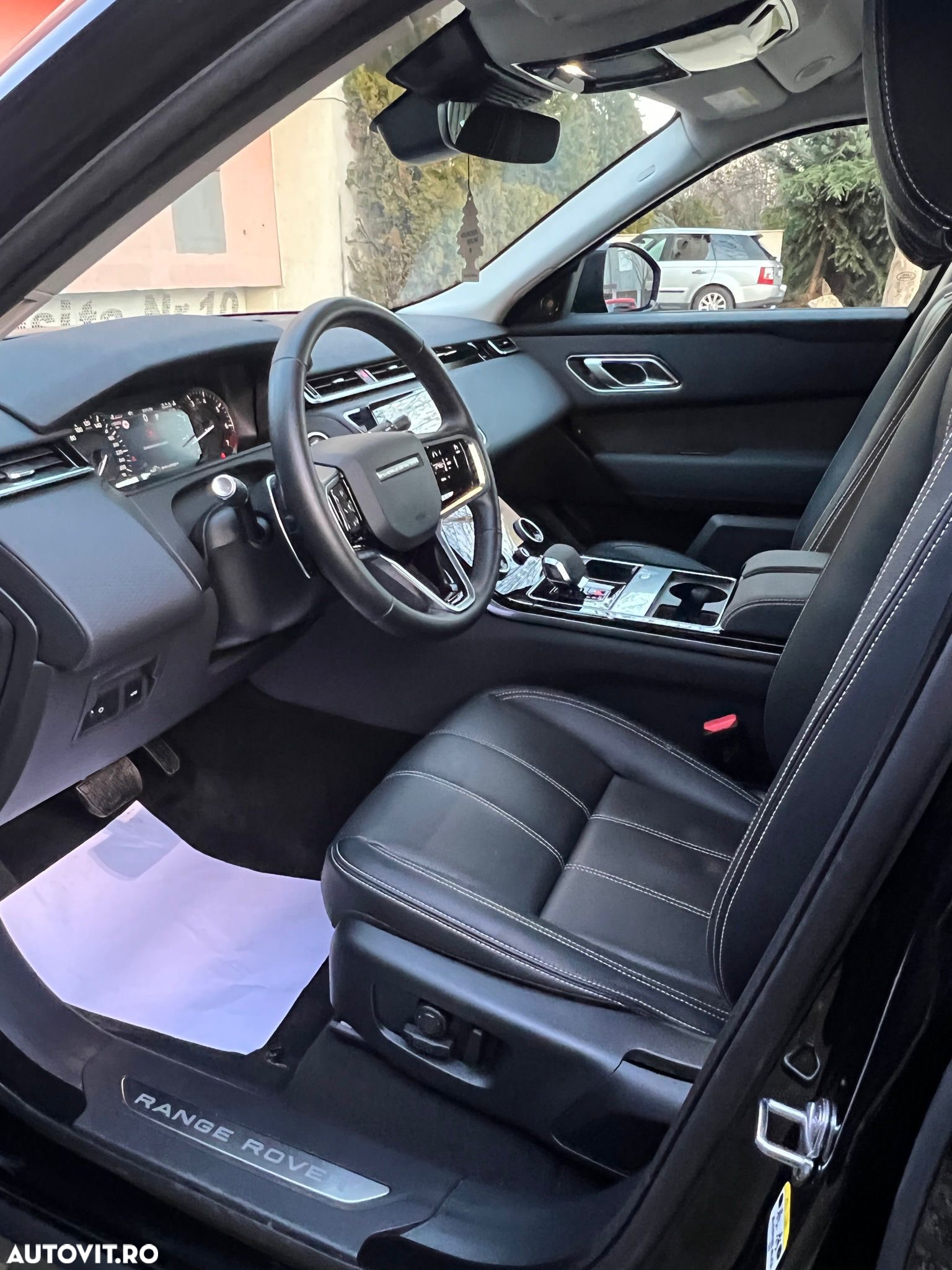 Land Rover Range Rover Velar 2.0 P250 S - 15