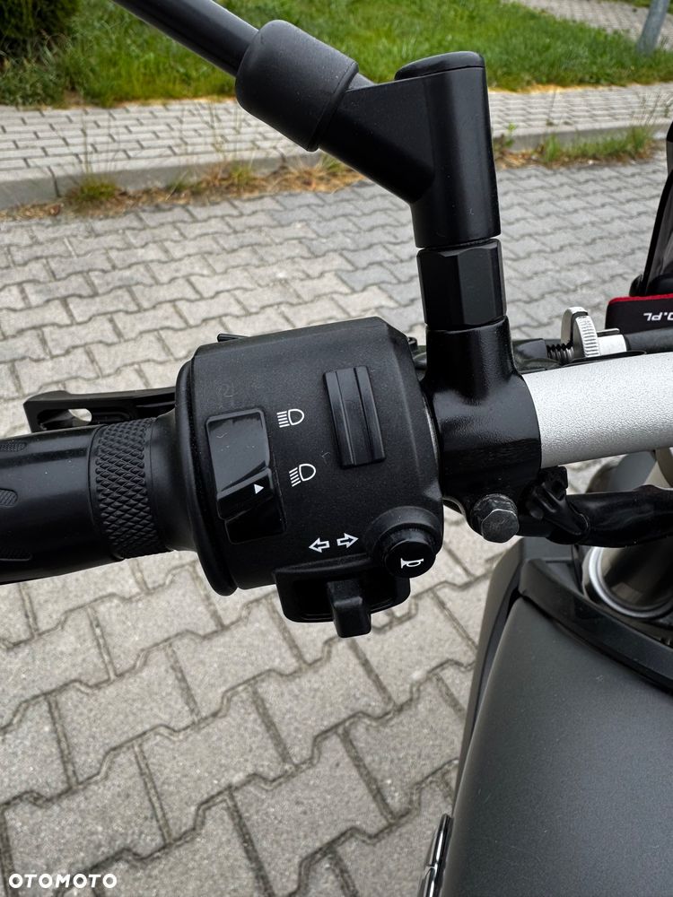 Yamaha MT - 13