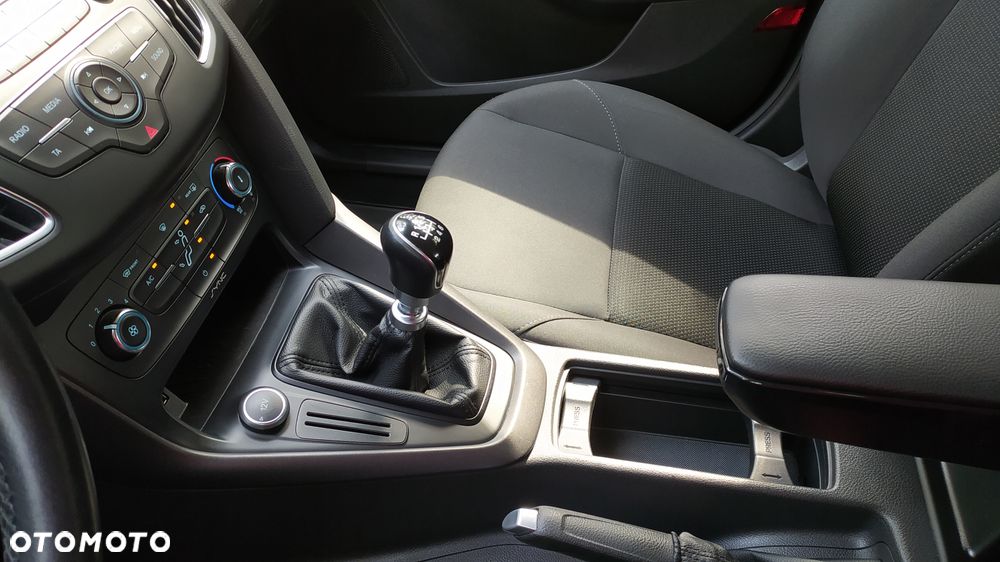 Ford Focus 1.5 TDCi Trend - 16