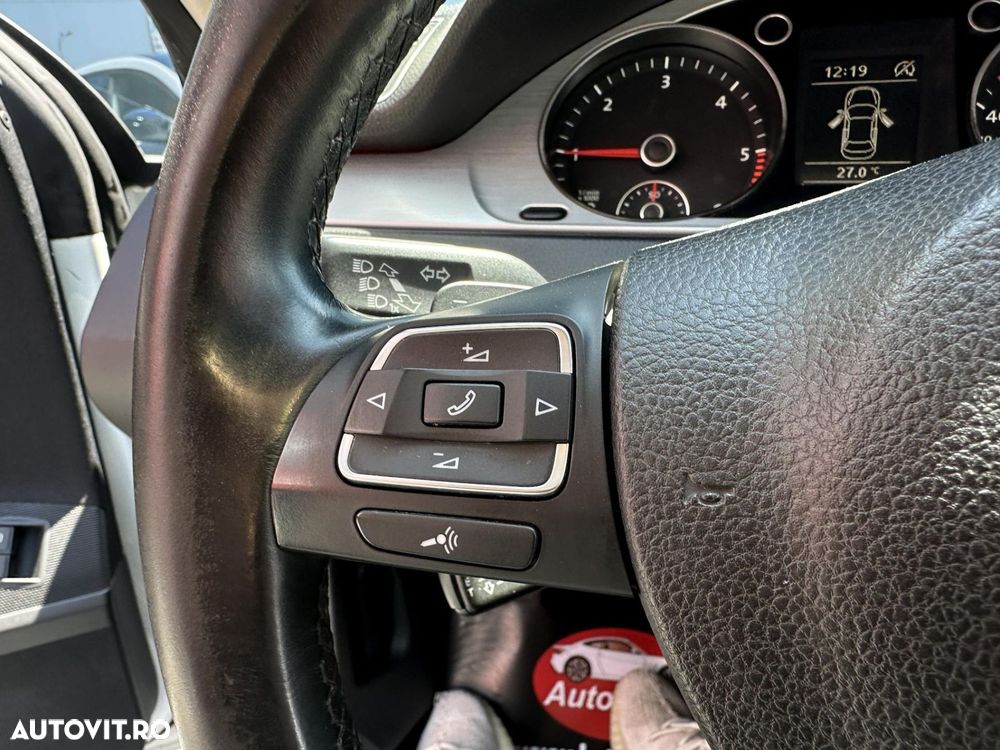 Volkswagen Passat CC - 16