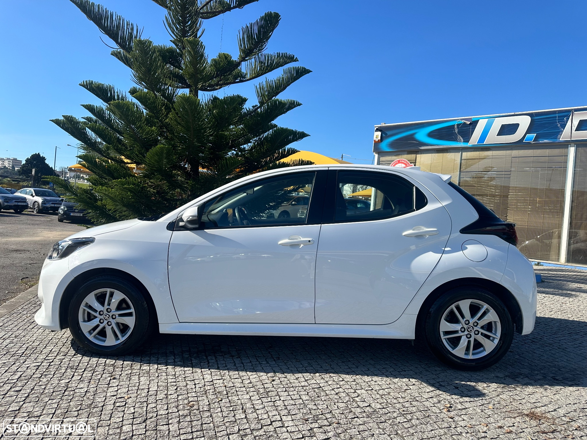 Toyota Yaris 1.0 VVT-i Comfort - 10