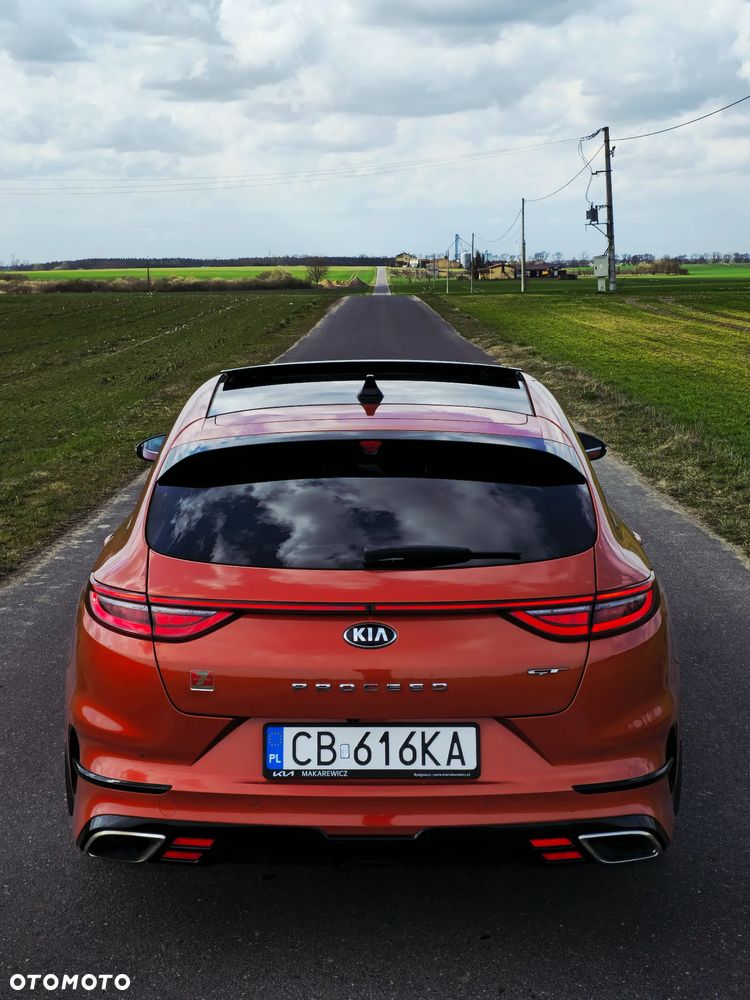 Kia ProCeed 1.6 T-GDI GT DCT - 3
