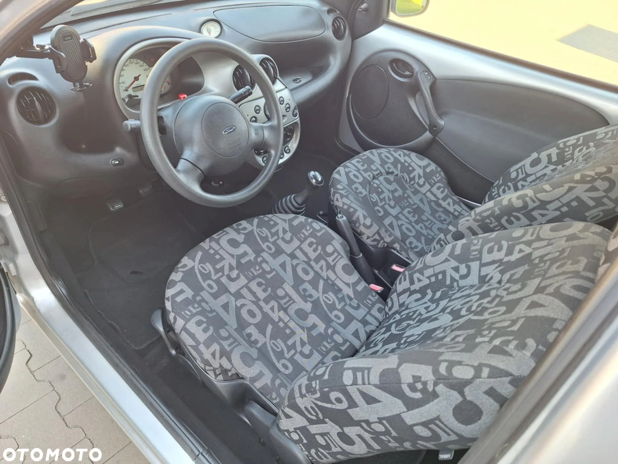 Ford KA 1.3 Milenium - 2